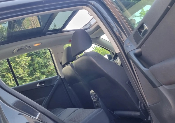 Volkswagen Tiguan cena 53999 przebieg: 213000, rok produkcji 2015 z Pyzdry małe 22